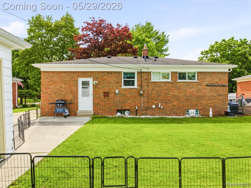 651 Carolina Avenue, Marysville, MI 48040 — Photo 22