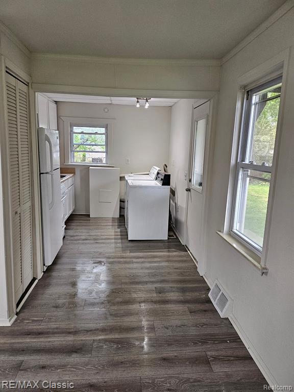 6031 CHEROKEE Street, Taylor, MI 48180 — Photo 4