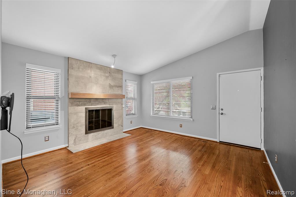 4419 Robinwood Avenue, Royal Oak, MI 48073 — Photo 6