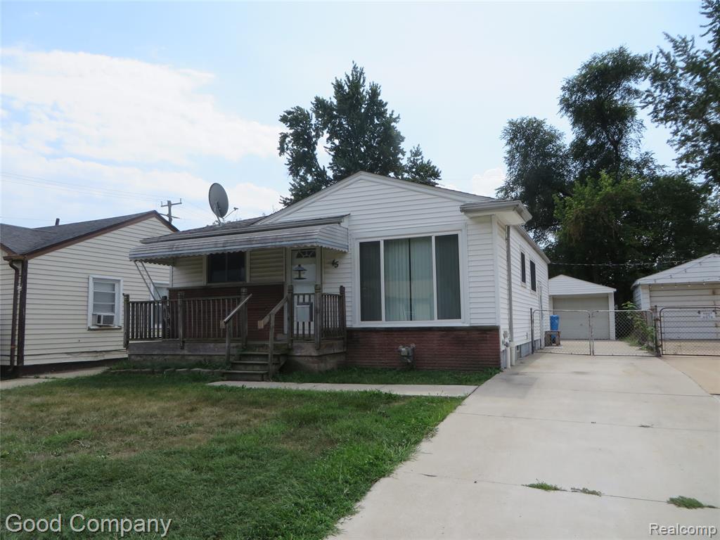 45 W Hudson Avenue, Madison Heights, MI 48071