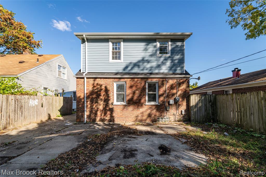 9327 Schaefer Highway, Detroit, MI 48228 — Photo 38