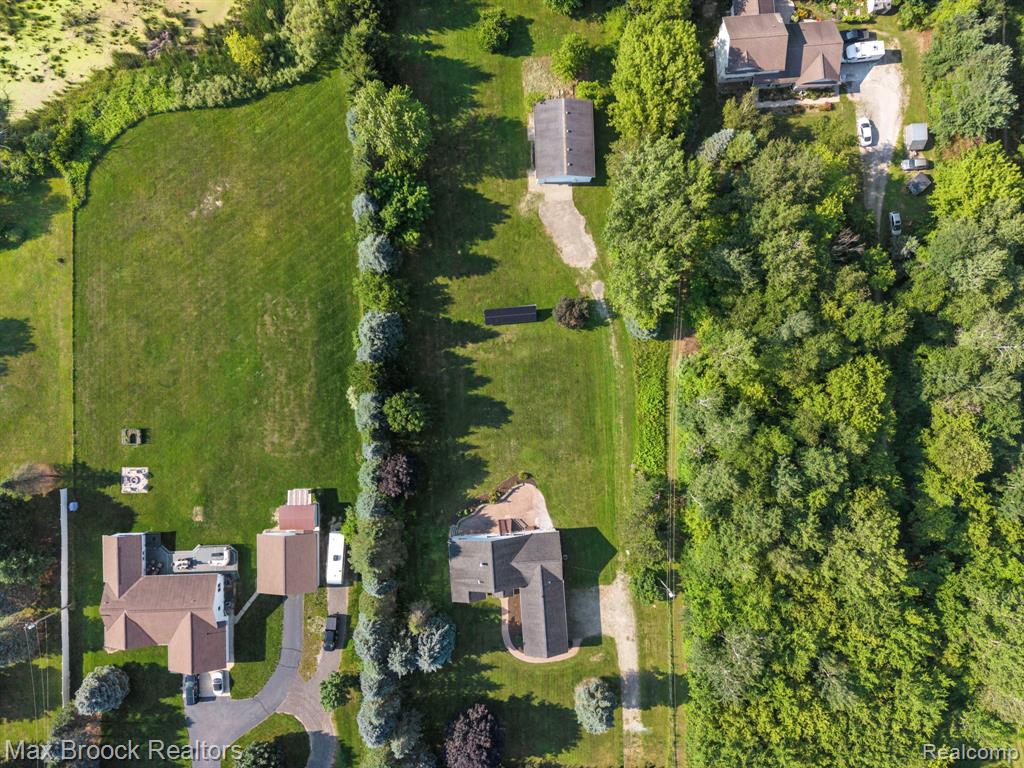 2165 Oakwood Road, Ortonville, MI 48462 — Photo 78