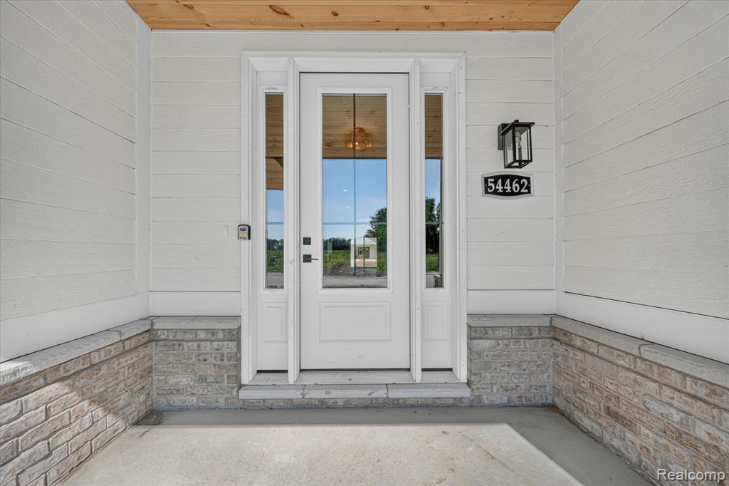 54462 Brenda Drive, Macomb, MI 48042 — Photo 2