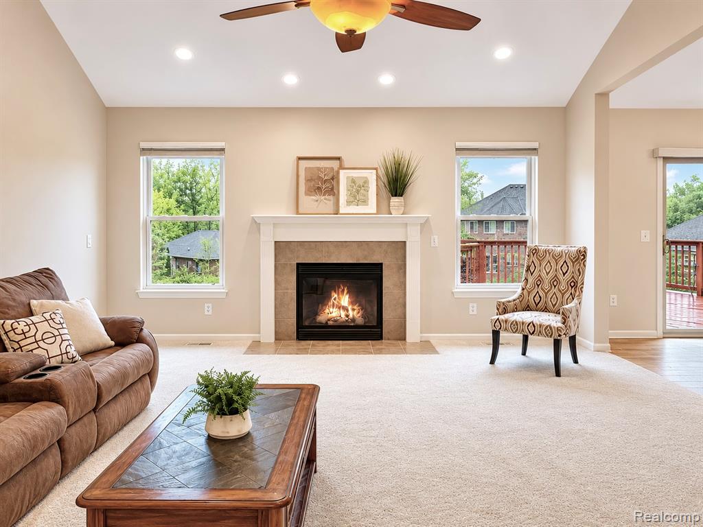 4438 Thornhill Drive, Auburn Hills, MI 48326 — Photo 8