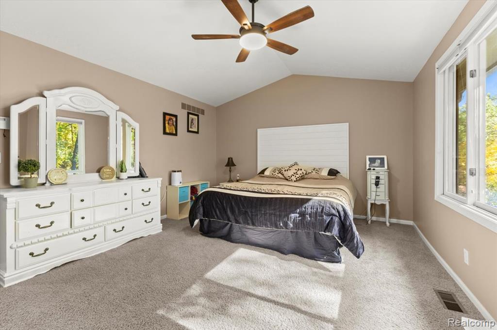 9755 Forest Ridge Drive, Clarkston, MI 48348 — Photo 30