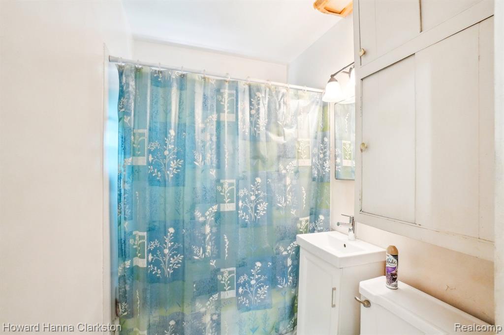 967 Darling Street, Flint, MI 48532 — Photo 8