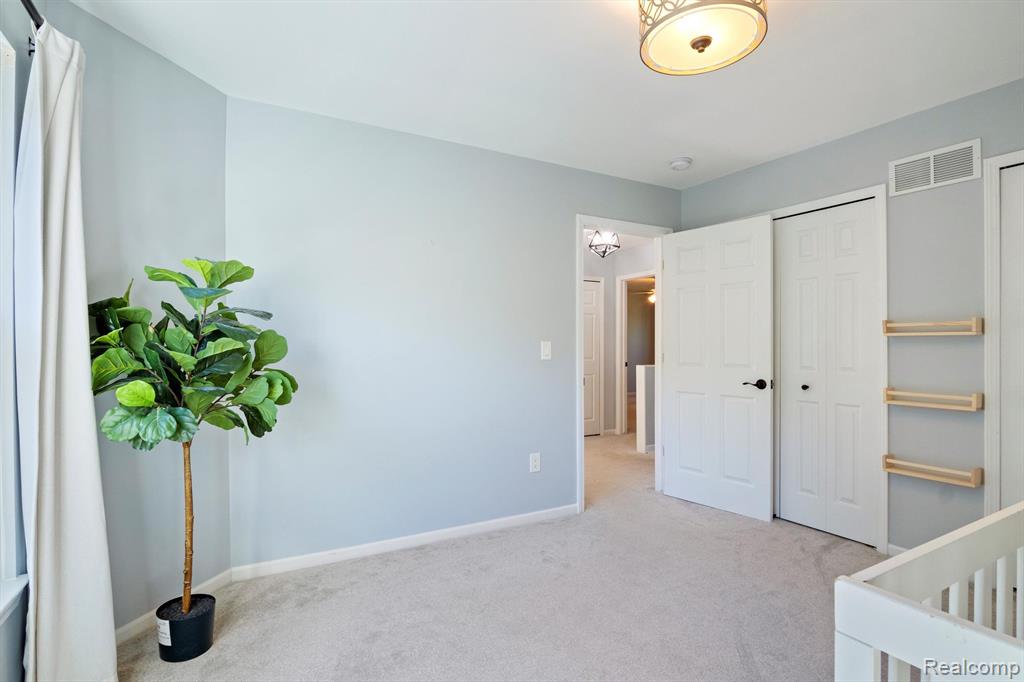 7992 THORNHILL Drive, Ypsilanti, MI 48197 — Photo 26