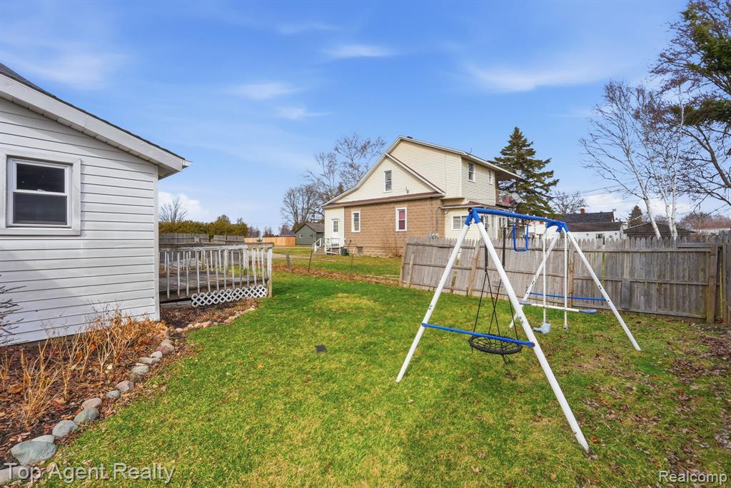 95 W Lapeer Street, Peck, MI 48466 — Photo 28