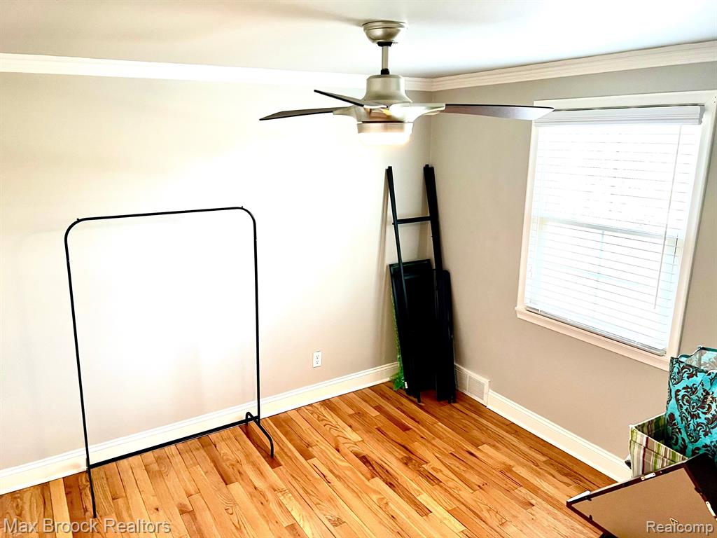 730 GRAEFIELD CT. Court, Birmingham, MI 48009 — Photo 12