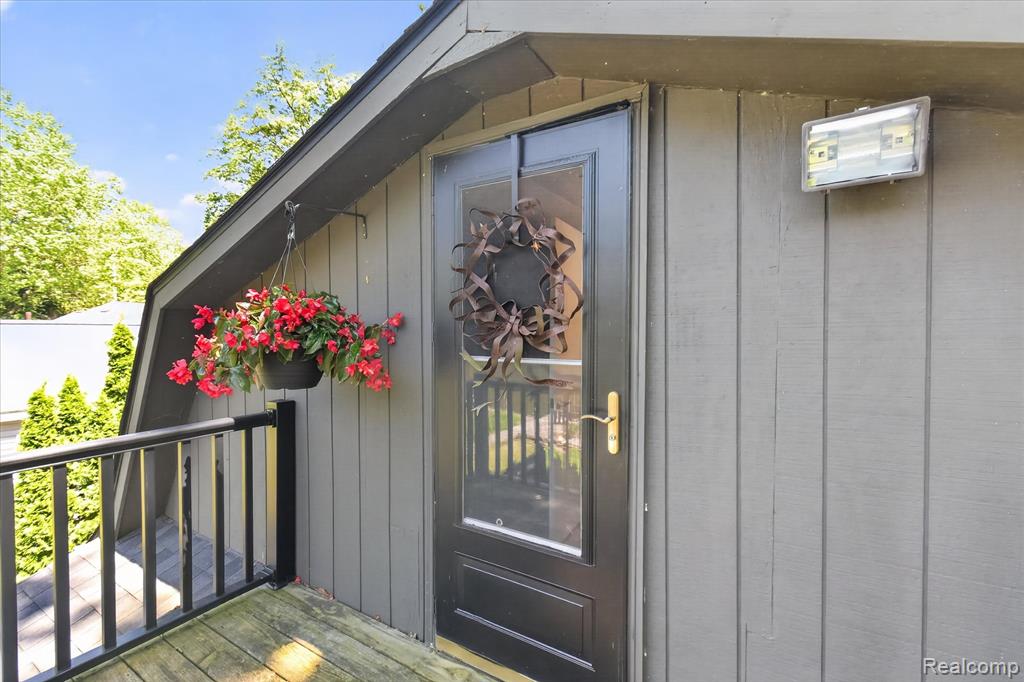 6415 Riverdale Road, Whitmore Lake, MI 48189 — Photo 33