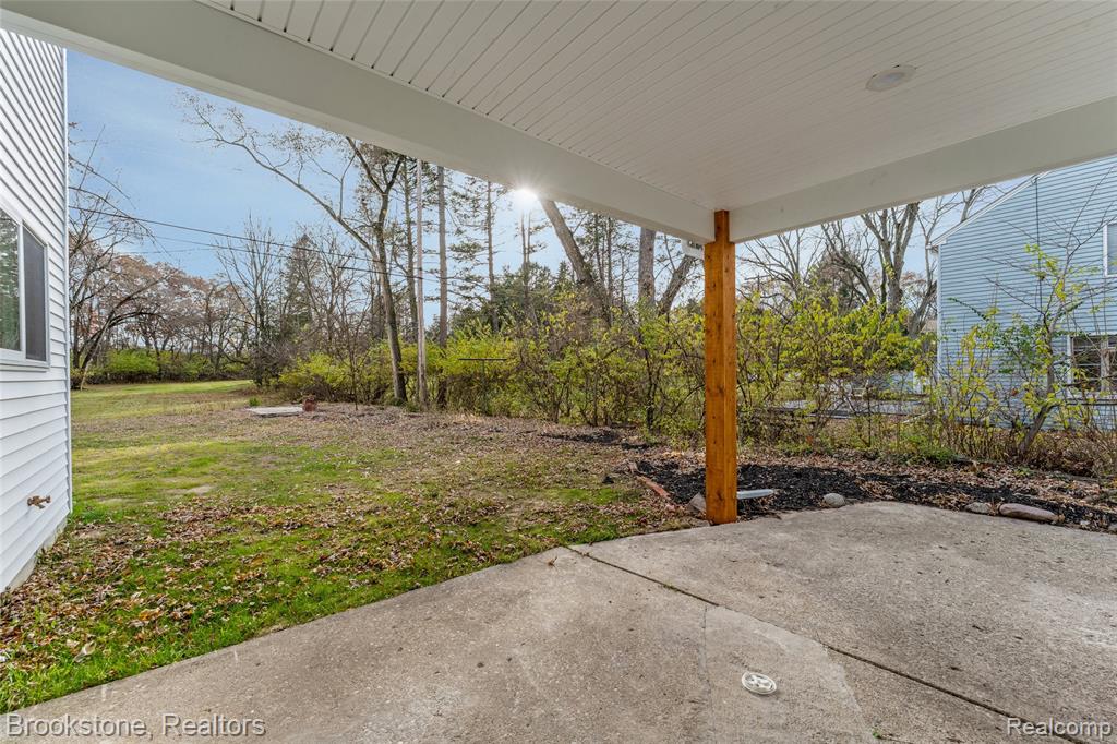 7369 Sweetbriar, West Bloomfield, MI 48324 — Photo 52
