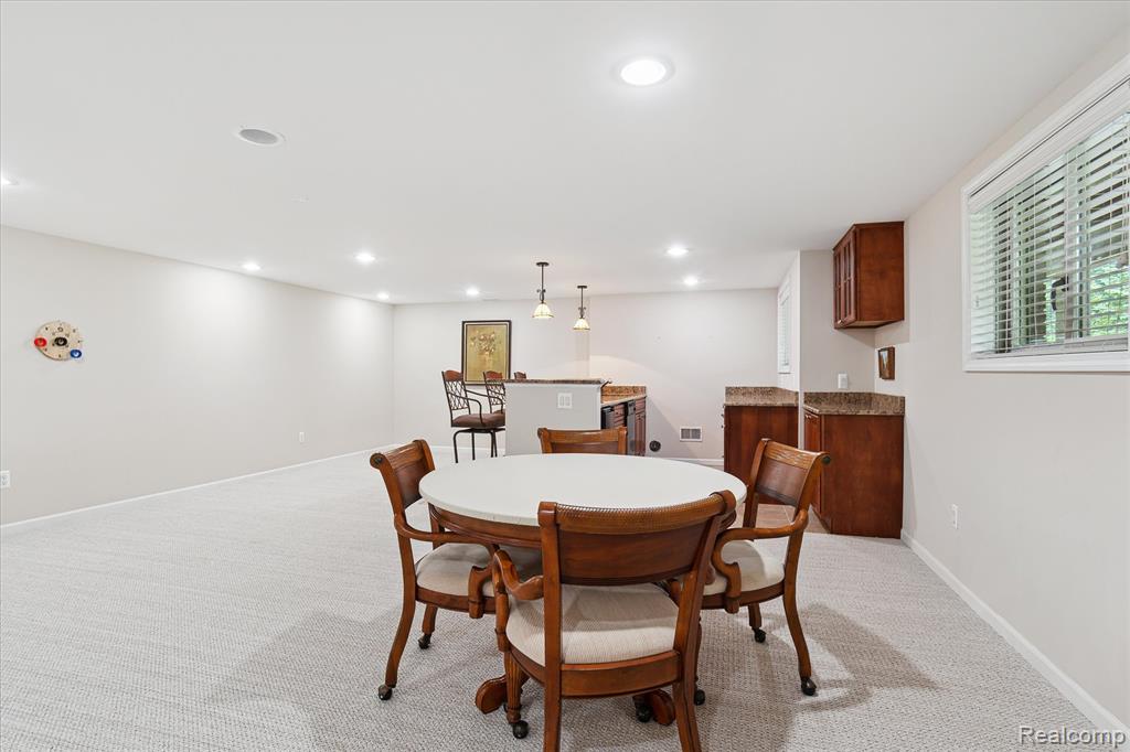 47141 Merion Circle, Northville, MI 48168 — Photo 44
