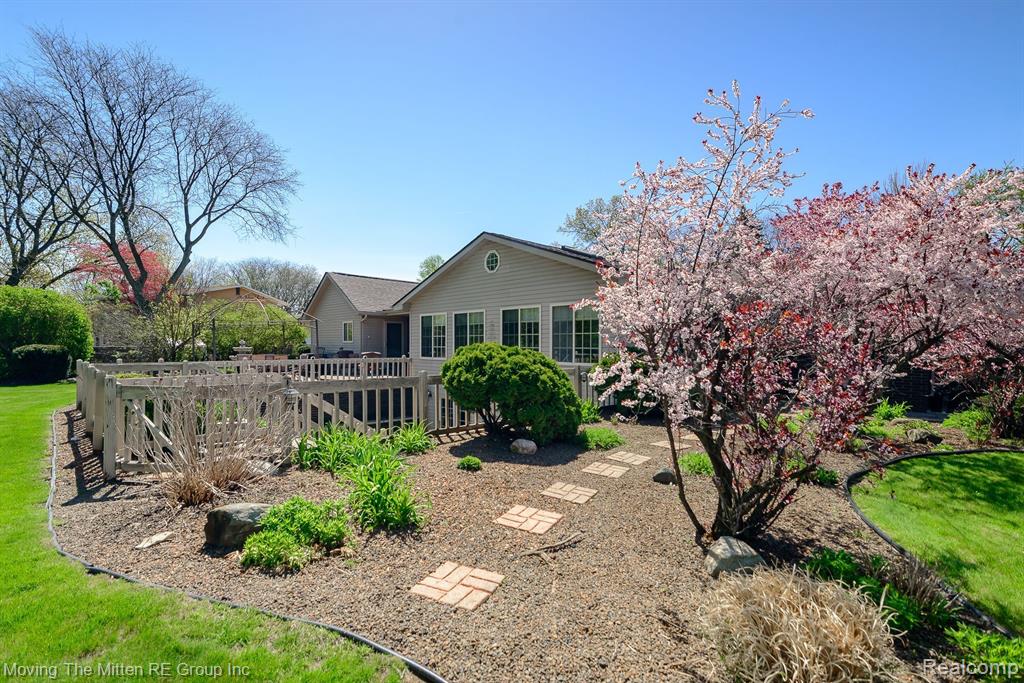 44119 HARMONY Lane, Van Buren, MI 48111 — Photo 64