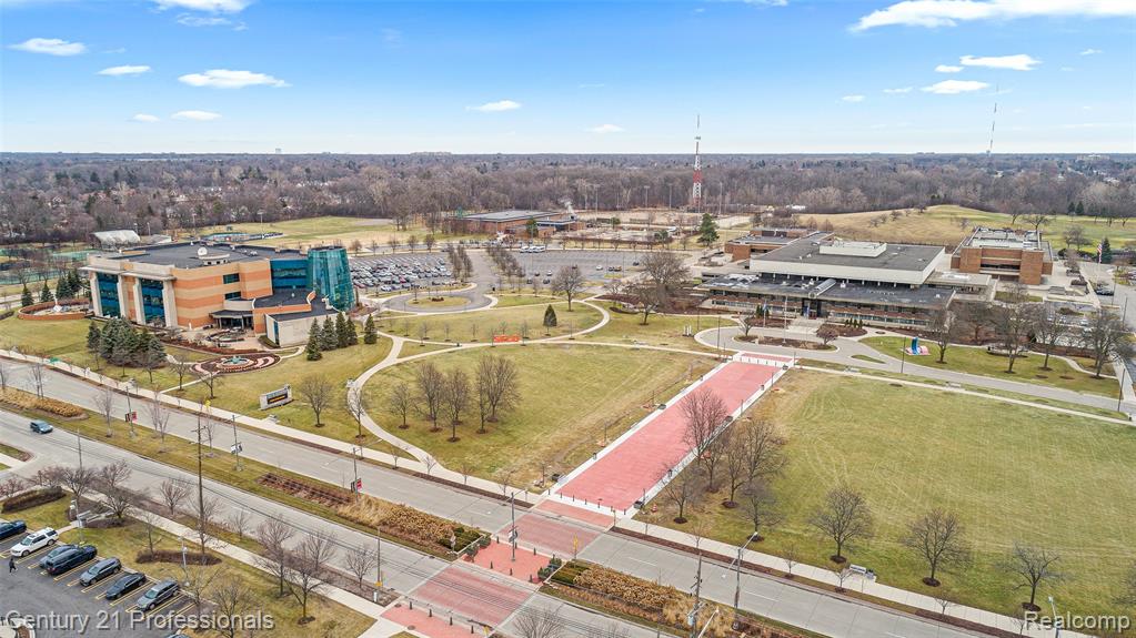 5000 Town Center, 1704, Southfield, MI 48075 — Photo 56