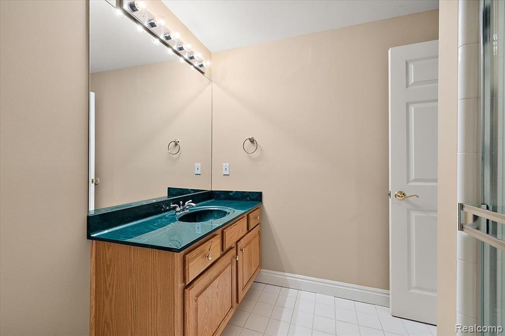 3725 Mountain Laurel Court, Oakland, MI — Photo 65