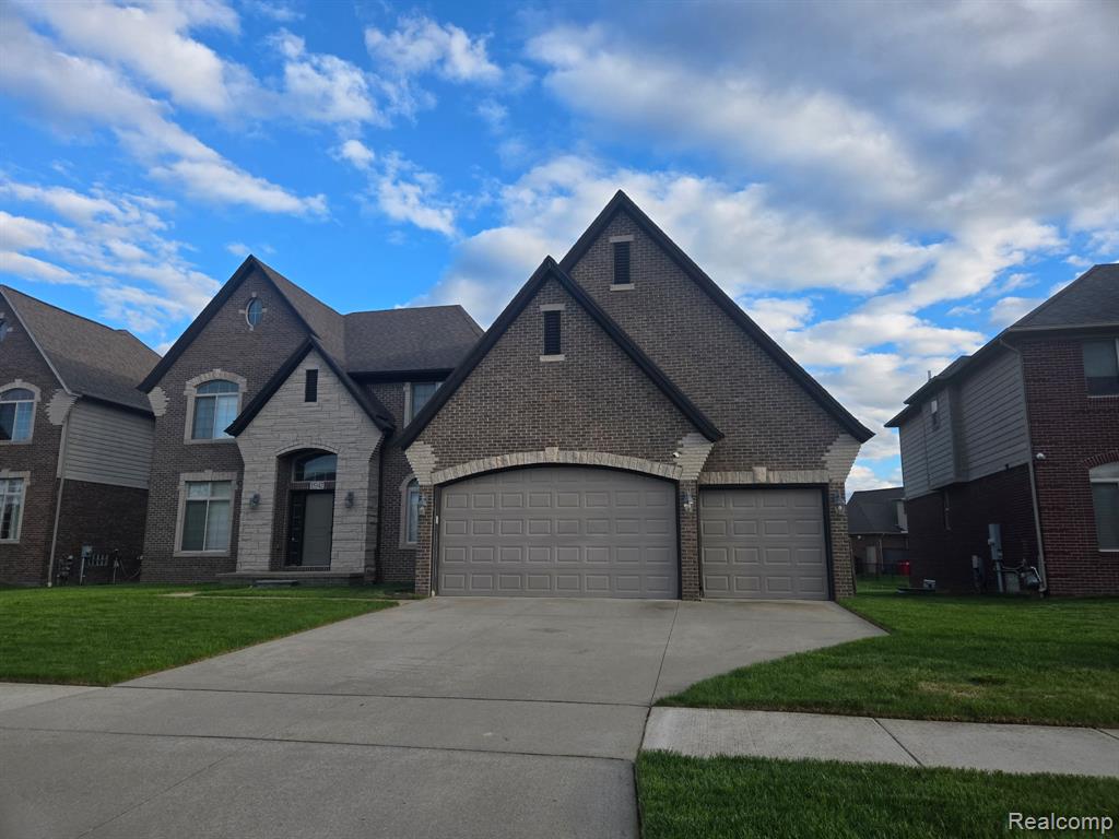 15342 Amberfield Drive, Macomb, MI 48042 — Photo 2