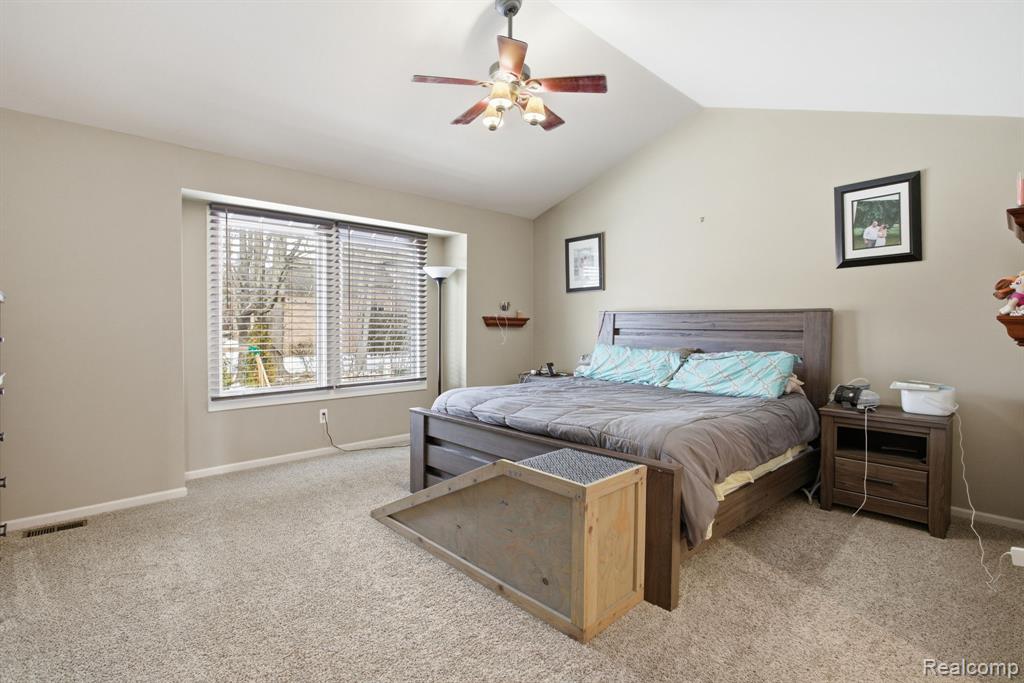 1275 Hendrie, Canton, MI 48187 — Photo 38