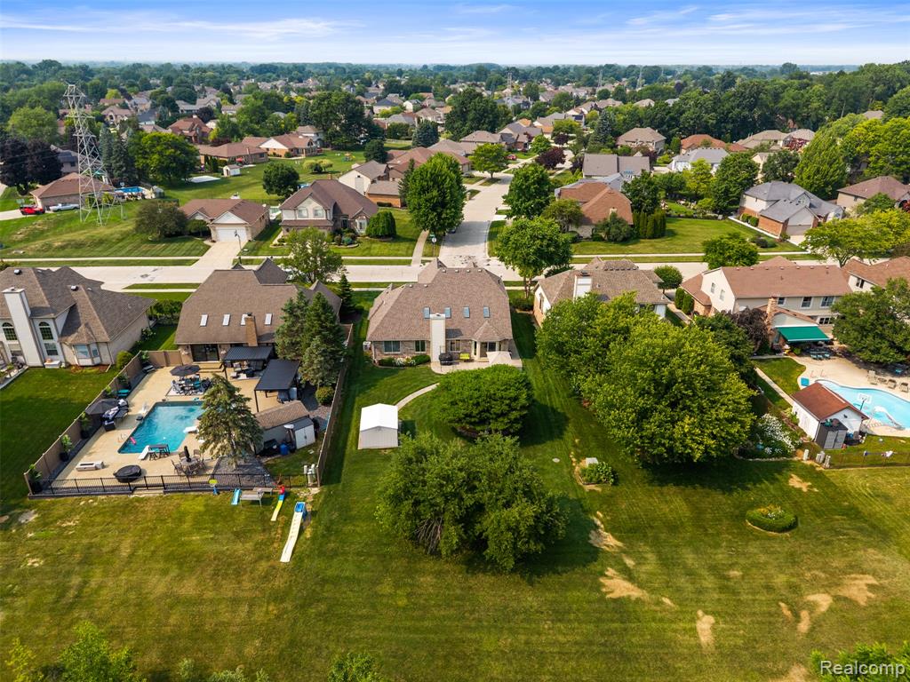 19550 Shorecrest Drive, Clinton Twp, MI 48038 — Photo 58