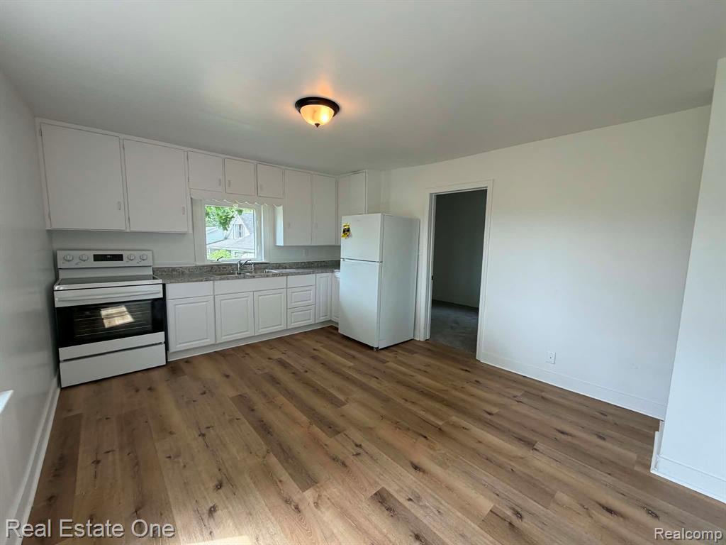 3585 Marcus Street, Deckerville, MI 48427 — Photo 12