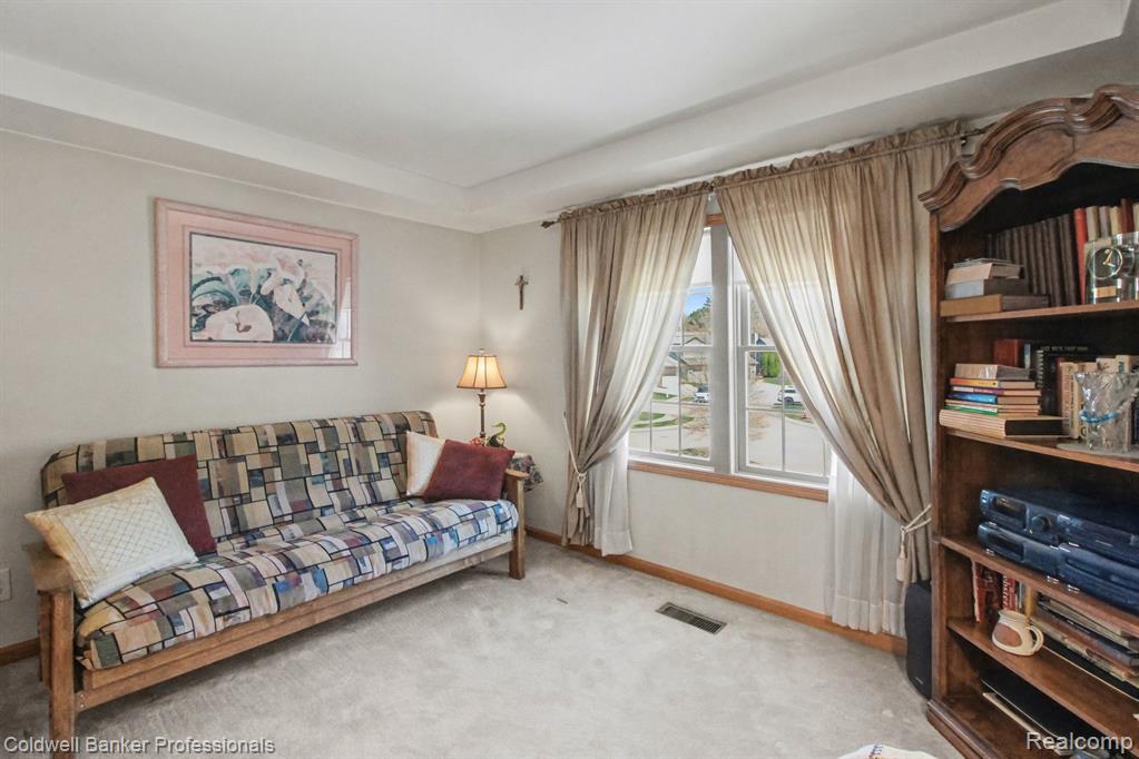 252 Stratford Lane, Lake Orion, MI — Photo 25