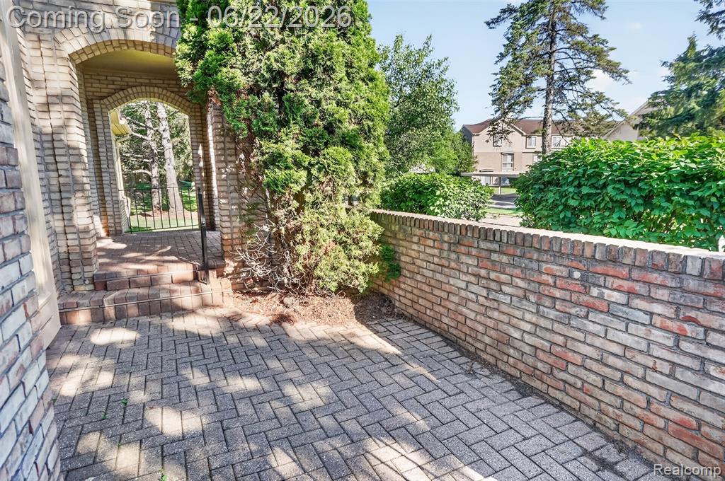 6190 Celeste Road, West Bloomfield, MI — Photo 4