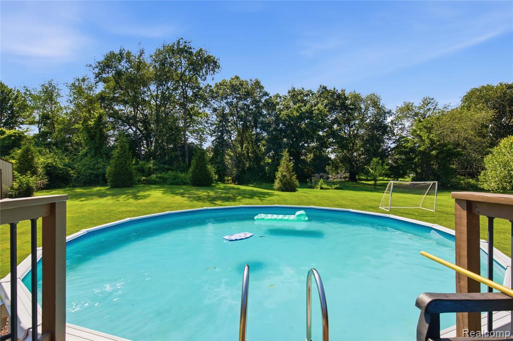 1817 Deer View Court, Howell, MI 48843 — Photo 14