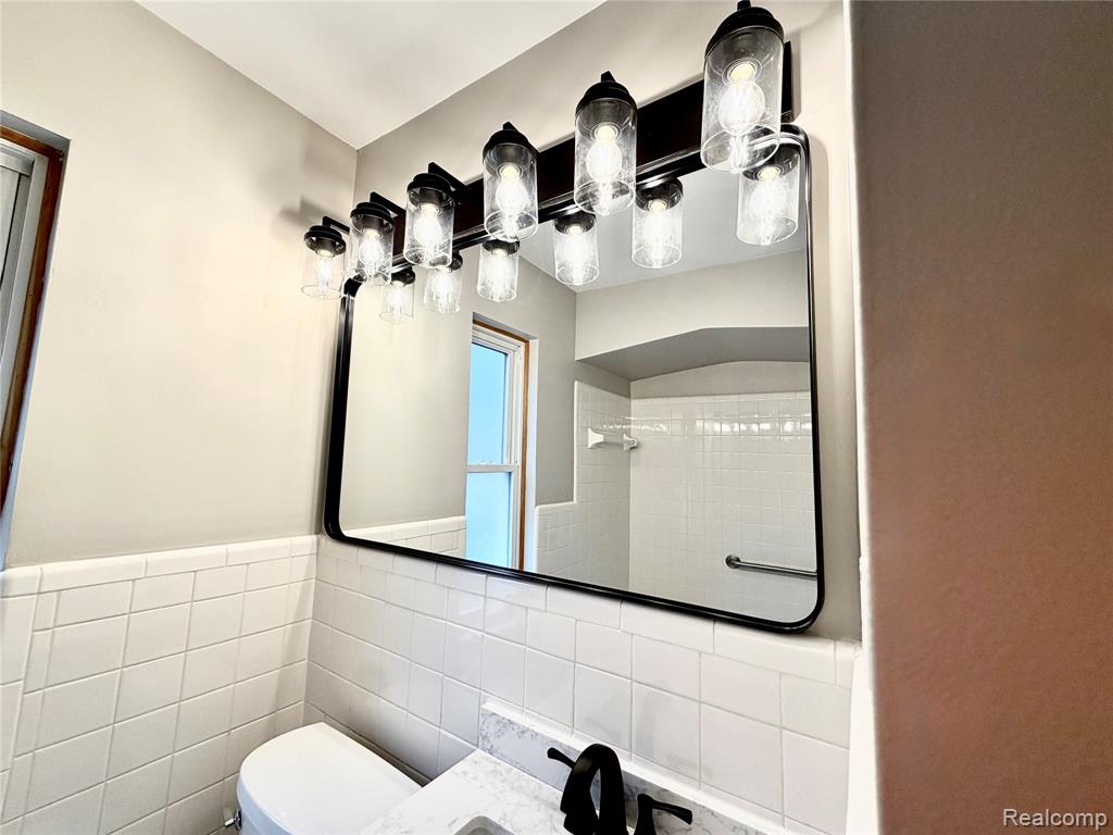 18235 Tracey Street, Detroit, MI 48235 — Photo 23