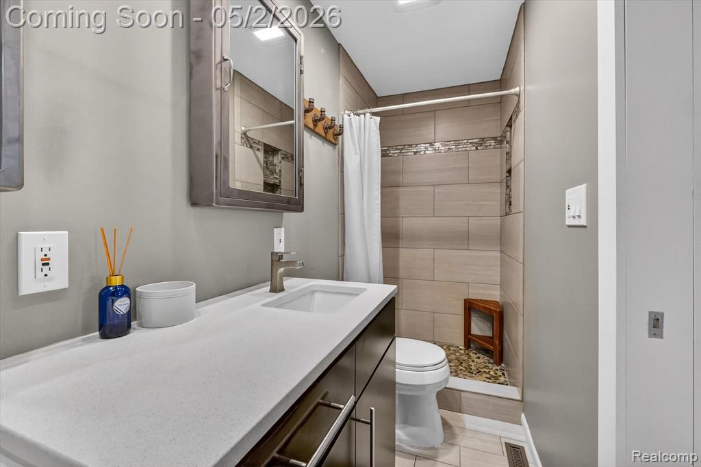 2264 Crane Road, Fenton, MI 48430 — Photo 32