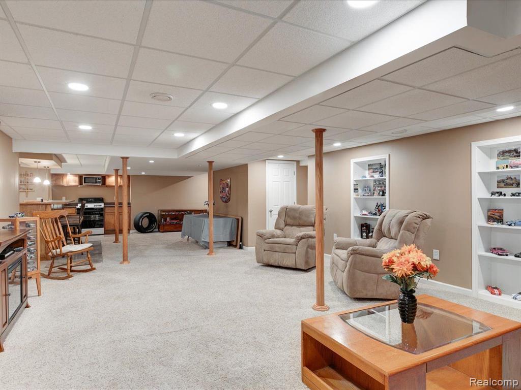 49275 SANTA ANITA Drive W, Chesterfield, MI 48047 — Photo 55