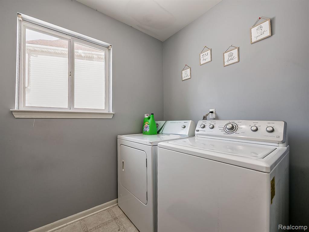 7185 BELLE MEADE, Ypsilanti, MI 48197 — Photo 11