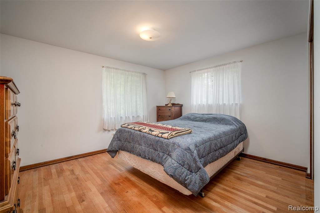 560 Coats Road, Lake Orion, MI 48362 — Photo 27