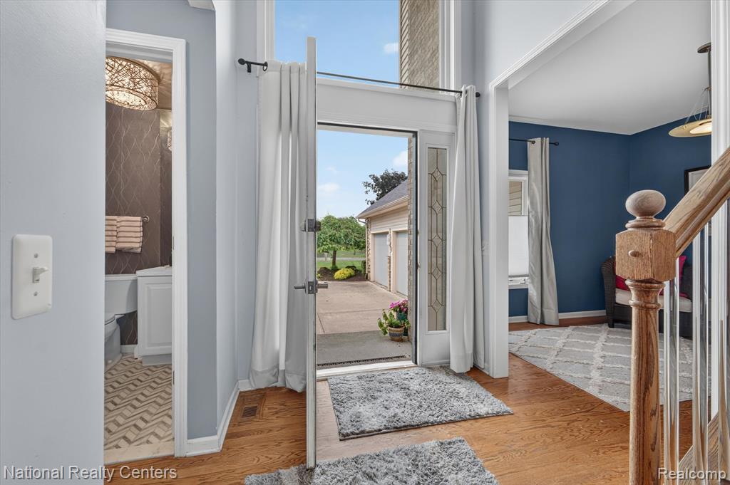 2915 Allison Lane, Highland, MI — Photo 3