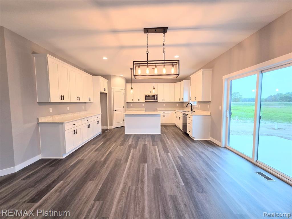 6254 Brook Stone Lane, Linden, MI 48451 — Photo 3