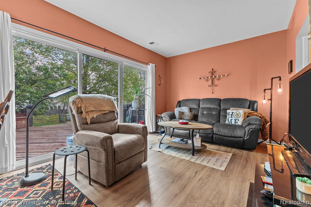 42930 Richards Court, Northville, MI 48167 — Photo 8