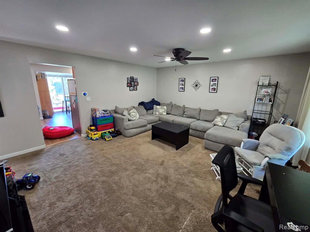 5279 Robinwood Drive, Clyde, MI 48049 — Photo 8