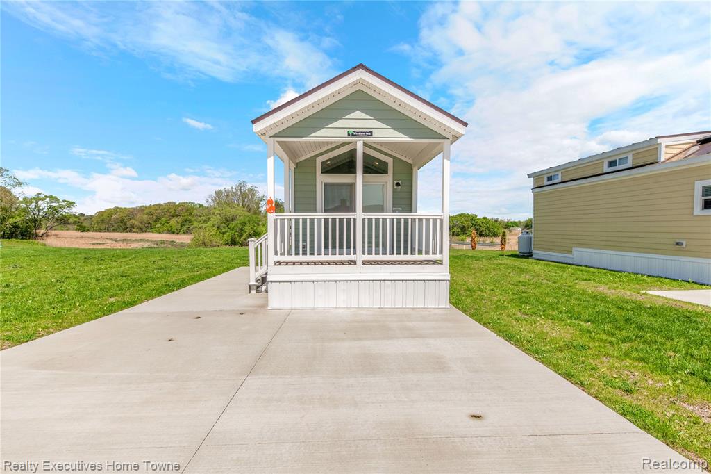2301 Water St. Lot 8, Port Huron, MI 48060 — Photo 2