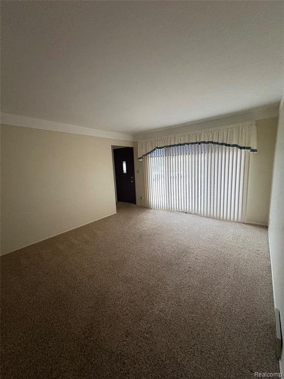 6915 Dover Street, Garden City, MI — Photo 3