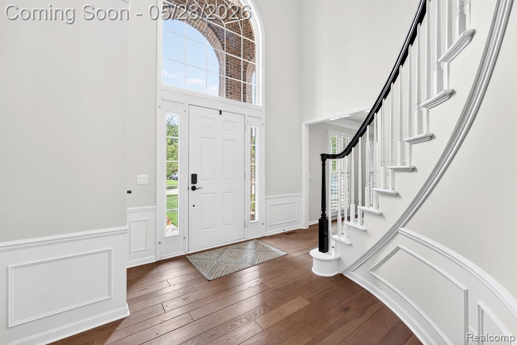 337 Country Club Court, Canton, MI 48188 — Photo 3