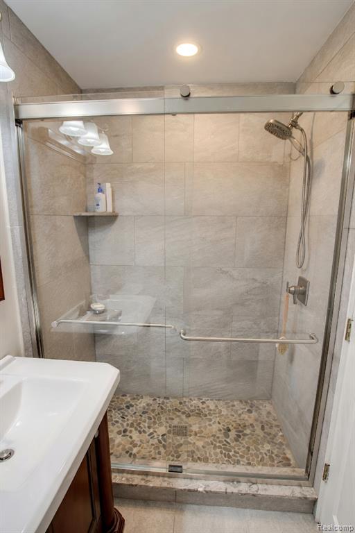 8336 Rondale Drive, Grand Blanc, MI 48439 — Photo 47
