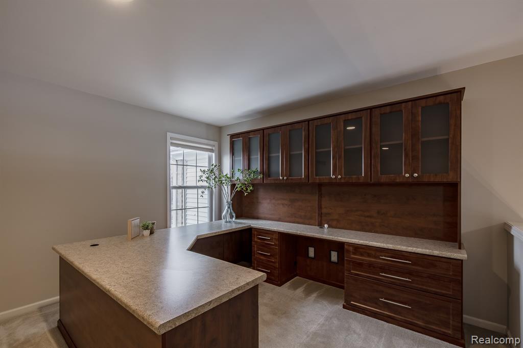 5710 Pinecroft Court, Clarkston, MI — Photo 25