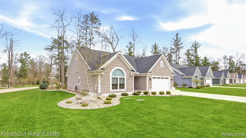 7422 Aspen Creek Drive, Midland, MI 48642 — Photo 39
