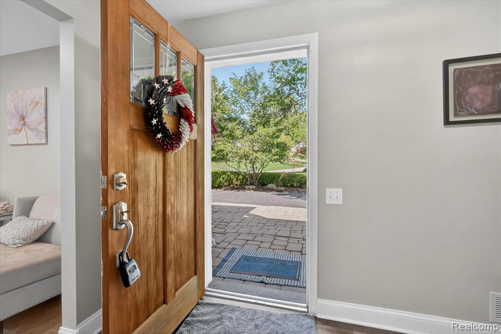 4121 Antique Lane, Bloomfield, MI 48302 — Photo 6