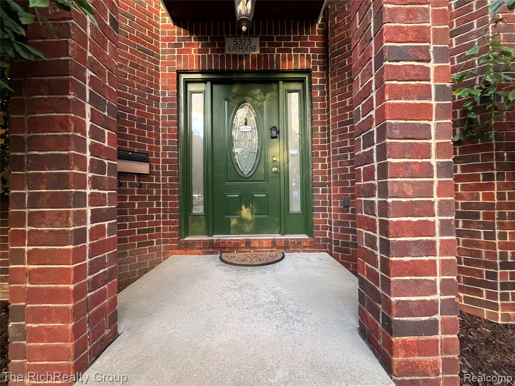 5373 Katherine Street, Dearborn Heights, MI 48125 — Photo 2