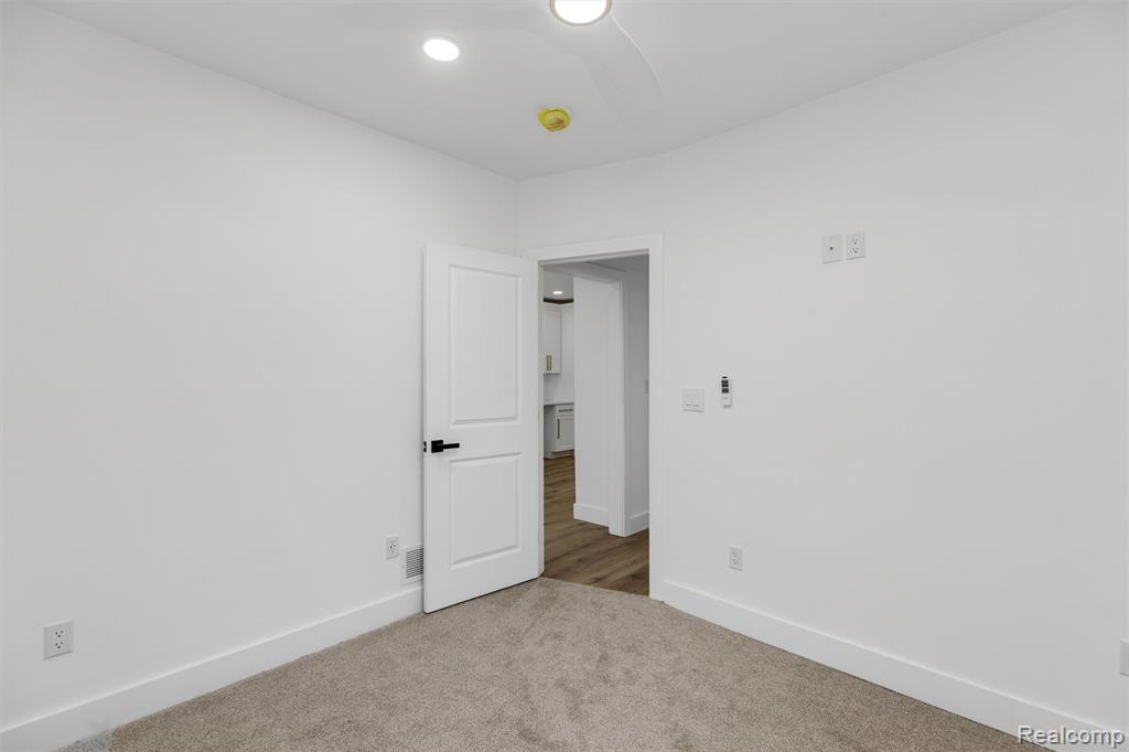 12519 Maiden Street, Detroit, MI 48213 — Photo 11