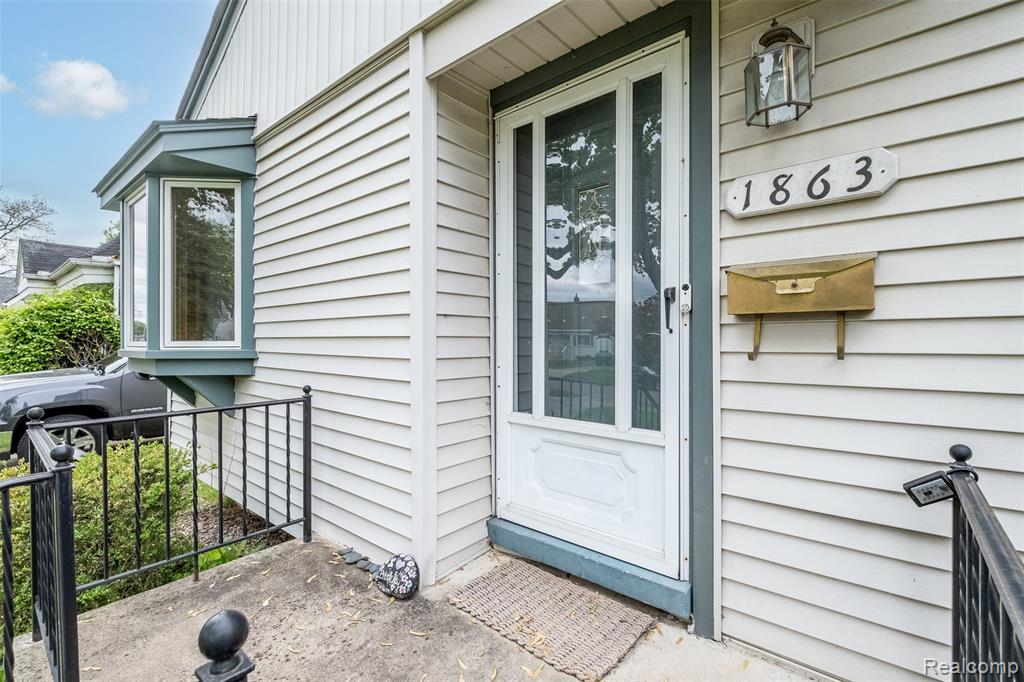 1863 Thomas Avenue, Berkley, MI 48072 — Photo 4
