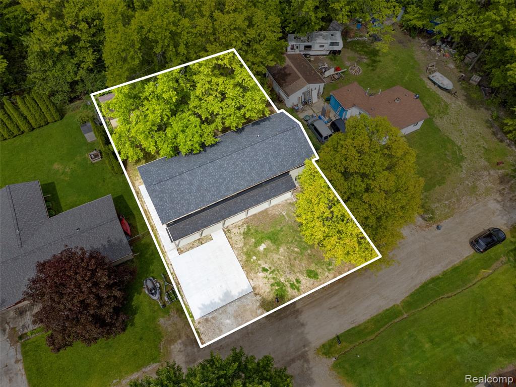 7598 Lake Park Avenue, Ira, MI — Photo 62
