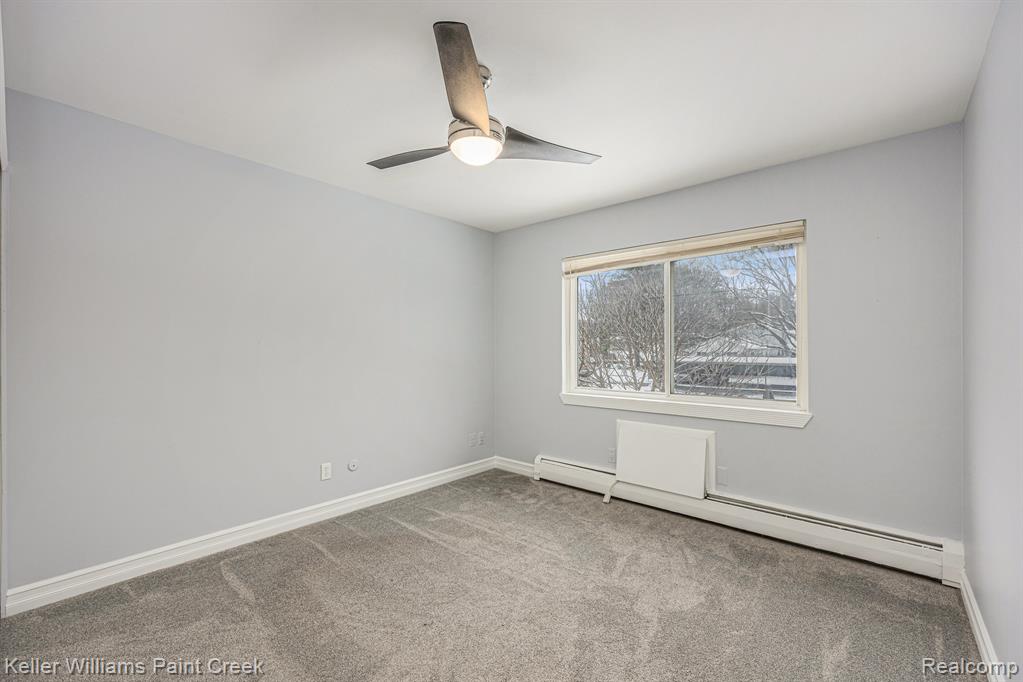 417 Parkdale Ave #20, Rochester, MI 48307 — Photo 13