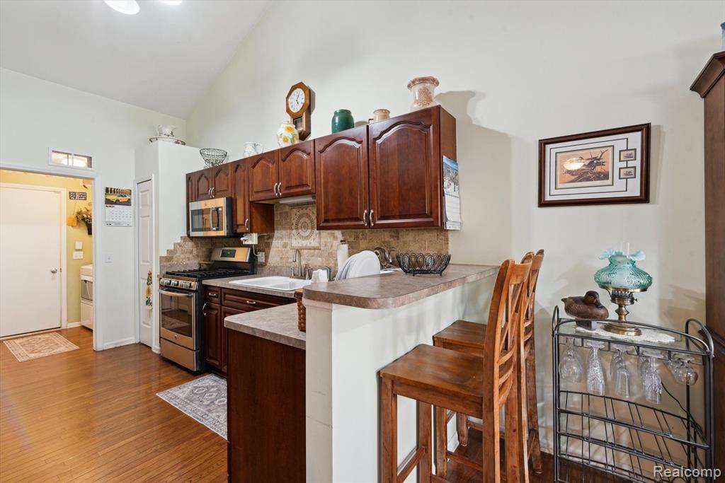 5563 PINEHURST Drive, 191, Trenton, MI 48183 — Photo 15