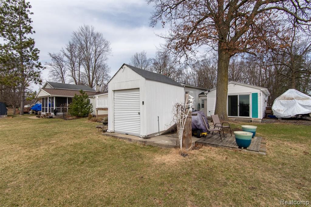 861 S LAKESIDE Drive, Michigan Center, MI 49254 — Photo 26