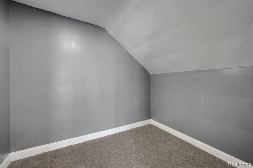9201 BOLEYN Street, Detroit, MI 48224 — Photo 14